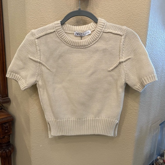 NWT~ZARA Off-White Wool Blend Knit Short Sleeve Sweater Size Small - Picture 1 of 7